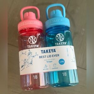 New Takeya 2-Pack Tritan 18 ounce Water Bottle Bundle
